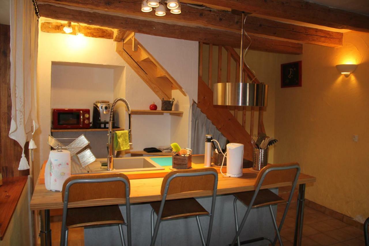 Le Clos Des Frasses Hotel Chainaz-les-Frasses Exterior foto